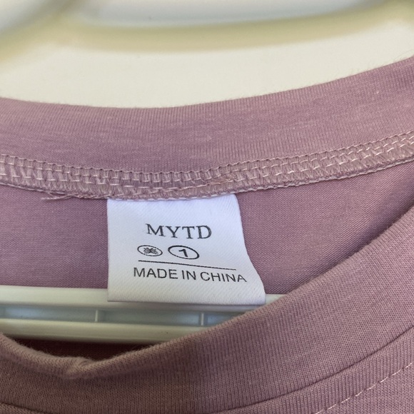 Mickey Mouse Disney Tshirt - Picture 3 of 3